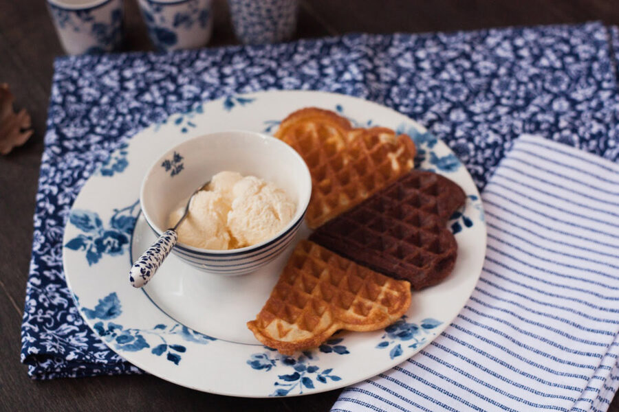 Elderflower gelato. Step by step picture recipes in cooking blog.