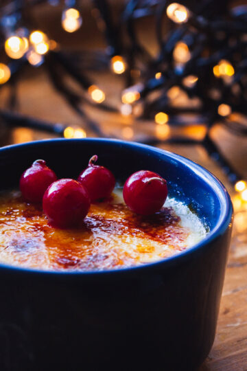 Crème brûlée. Easy food recipes in best food and cooking blog