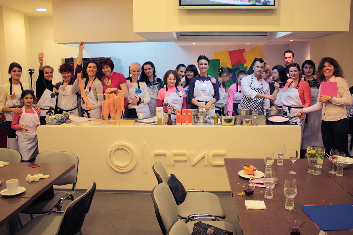 Participants of Pink lesson. Cooking school in Ukraine.