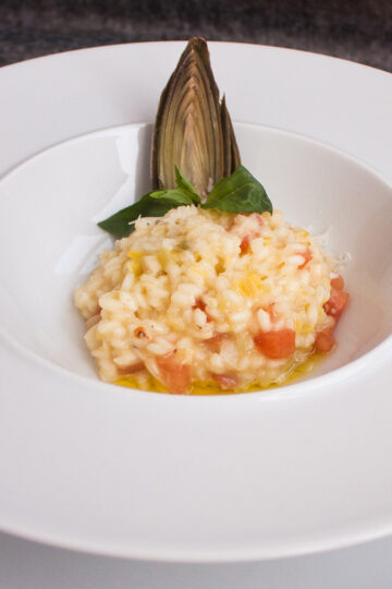 Milanese risotto with tomatoes. Best recipes with photos of tasty dishes.