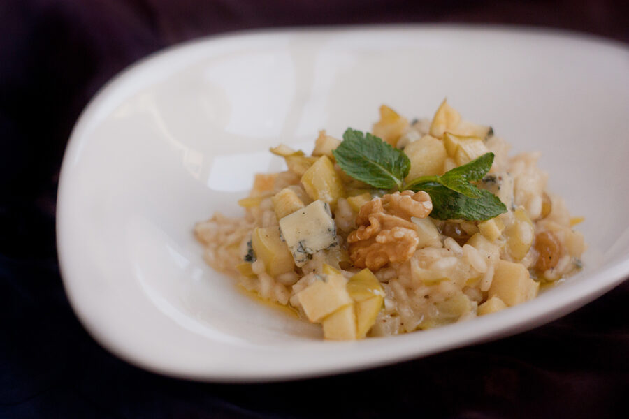 Apple risotto. Best recipes with photos of tasty dishes.