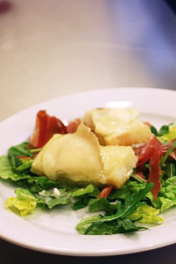 Goat cheese salad. Recipes and meal ideas in Maria Kalenska blog