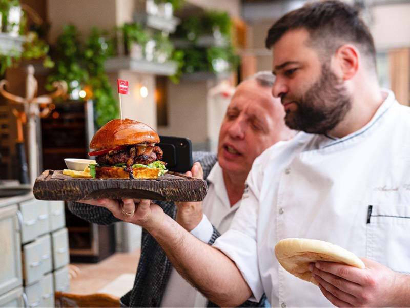 Not a Boring Dinner with Chef Andrei Velichko. Сooking masterclass for adults in Odessa.