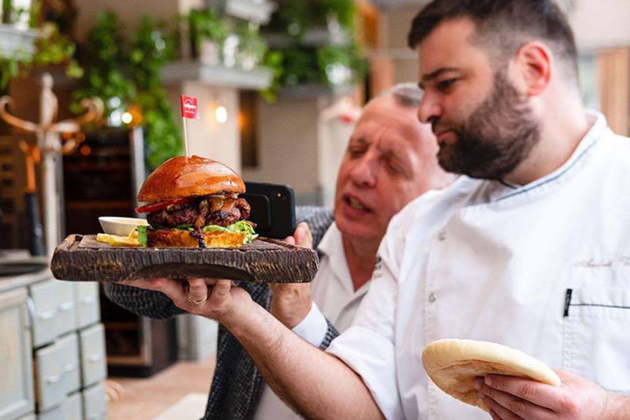 Not a Boring Dinner with Chef Andrei Velichko. Сooking masterclass for adults in Odessa.