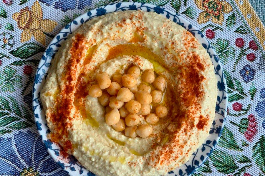 Hummus by Andrei Velichko. Home cooking recipes with step-by-step photos.