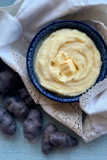 Joël Robuchon's mashed potatoes. Home cooking recipes with step-by-step photos.