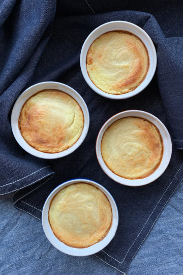 Baked curd cheesecake or zapekanka. Cooking at home with step-by-step recipes.