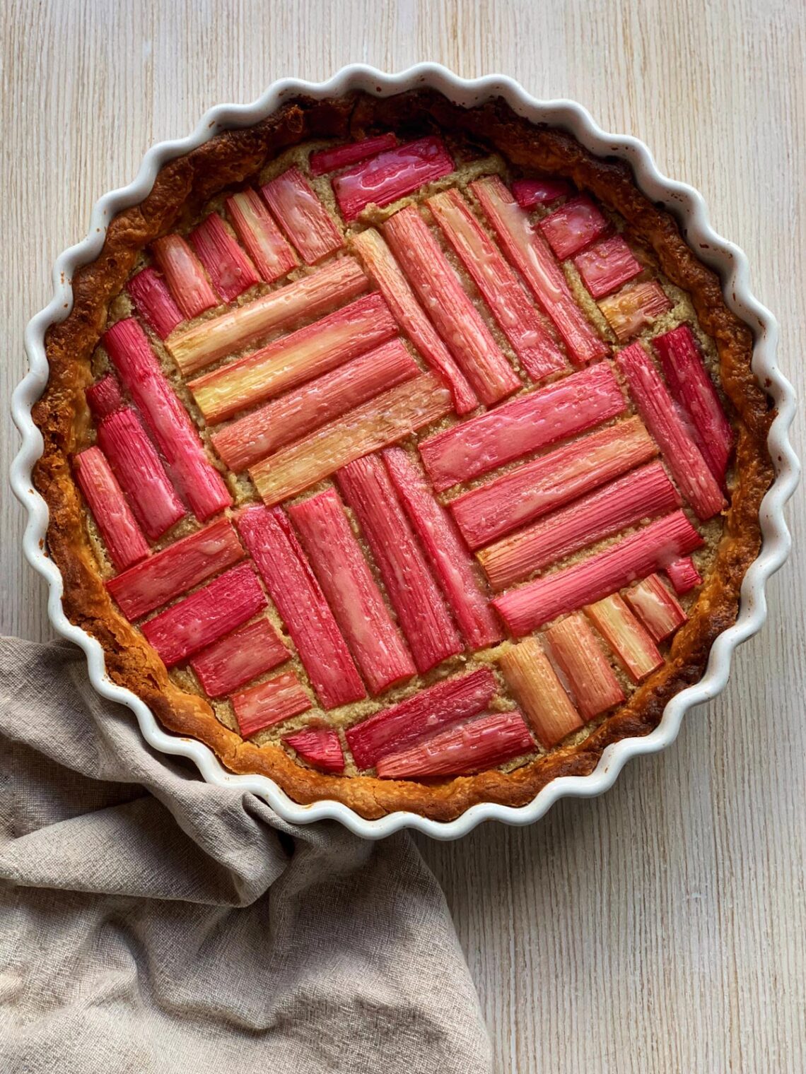 Rhubarb frangipane tart - cooking at home recipes by Maria Kalenska