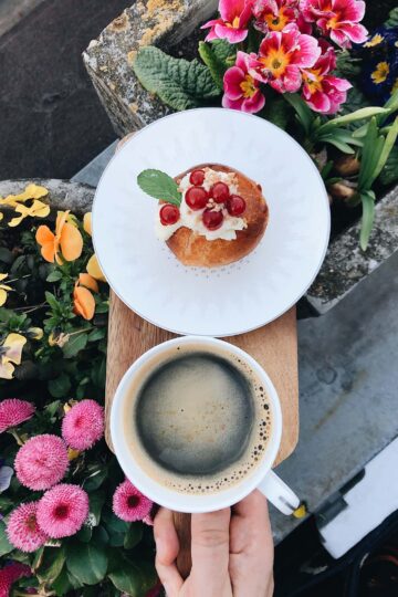 Rum babas by baker Mykola Nevrev - cooking at home recipes with photos and instructions.